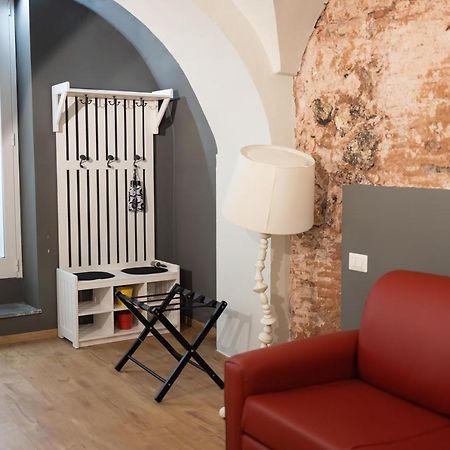 Lavika Home Катания Екстериор снимка