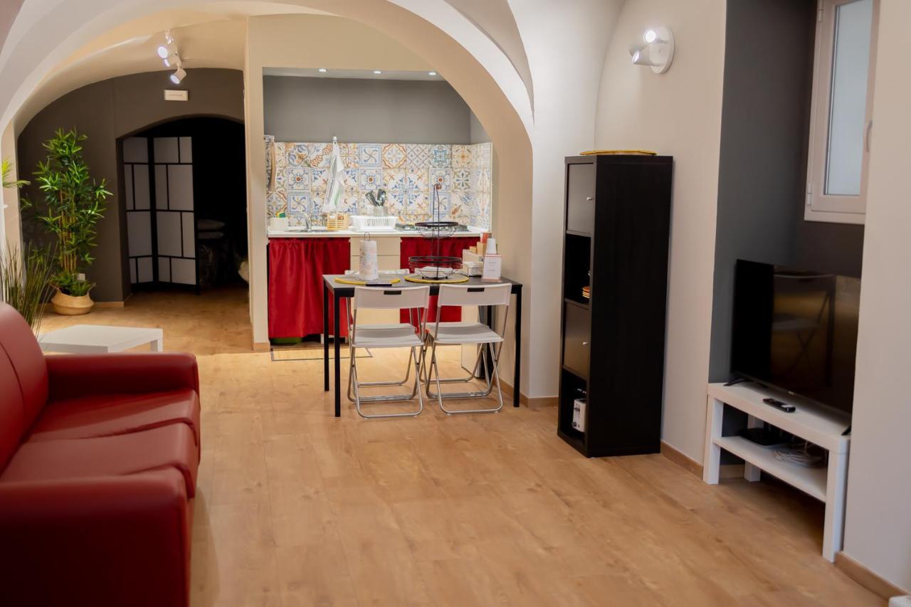 Lavika Home Катания Екстериор снимка